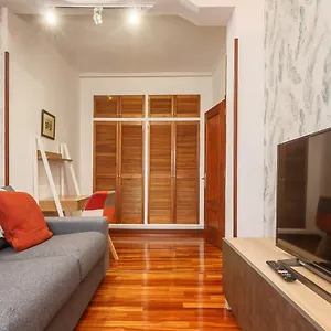  Apartamento Vivienda Turistica En El Centro Reformada Con Wifi