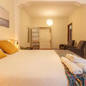  Apartamento Vivienda Turistica En El Centro Reformada Con Wifi